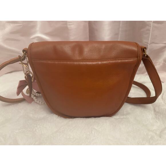 Vintage 1998 Coach 6834 British Tan Small Saddle Bag Crossbody – Restored - Picture 2 of 16